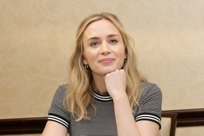 Emily Blunt Poster 3295501