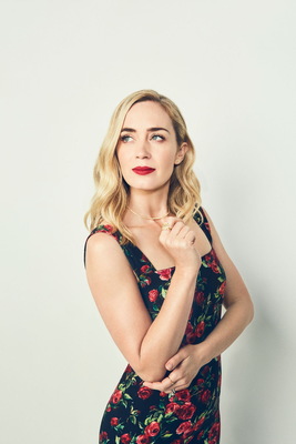 Emily Blunt Poster 3659617