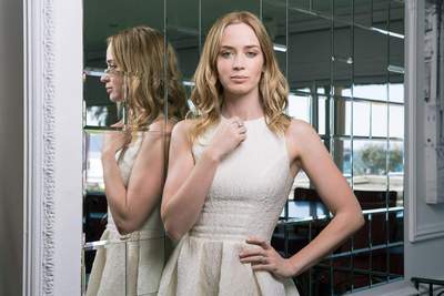 Emily Blunt Poster 3675555