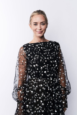 Emily Blunt Poster 3675570
