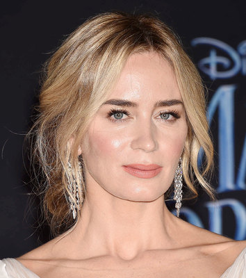Emily Blunt Poster 3727031