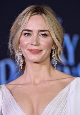 Emily Blunt Poster 3727170