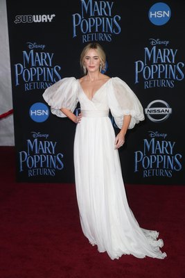 Emily Blunt Poster 3727173