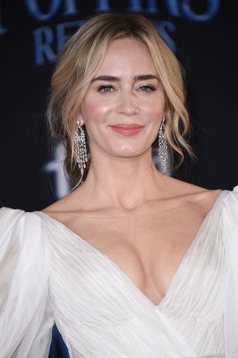 Emily Blunt Poster 3727308
