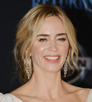 Emily Blunt Poster 3727375