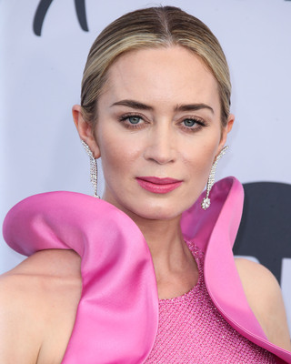 Emily Blunt Poster 3727584