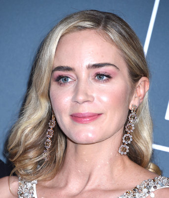 Emily Blunt Poster 3761379