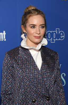 Emily Blunt Poster 3761429