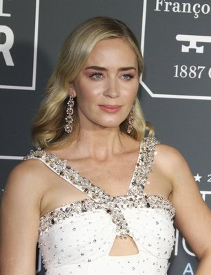 Emily Blunt Poster 3761431