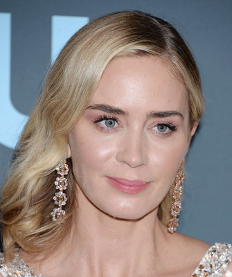 Emily Blunt Poster 3761489