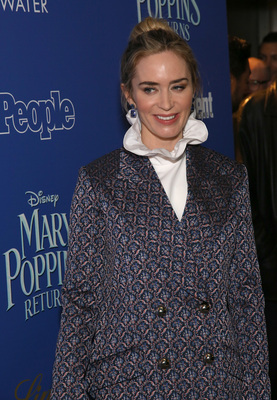 Emily Blunt Poster 3761495