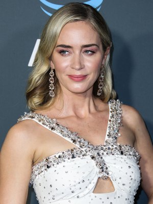 Emily Blunt Poster 3761514
