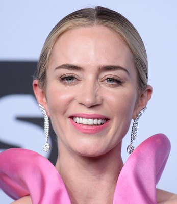 Emily Blunt Poster 3785401