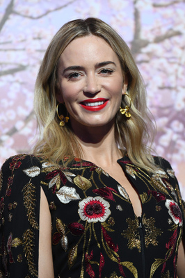 Emily Blunt Poster 3785426