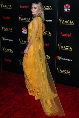 Emily Blunt Poster 3785487