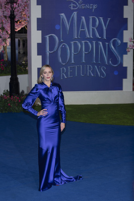 Emily Blunt Poster 3785492