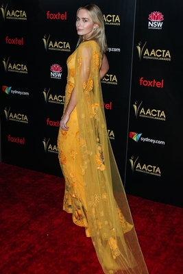 Emily Blunt Poster 3785516