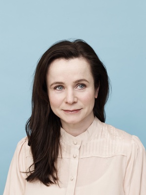 Emily Watson Poster 2305088