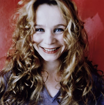 Emily Watson Poster 3662359