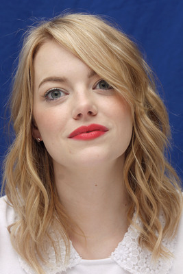 Emma Stone Poster 2225076