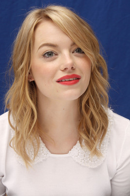 Emma Stone Poster 2225086