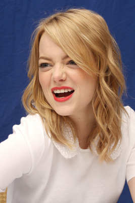 Emma Stone Poster 2225090