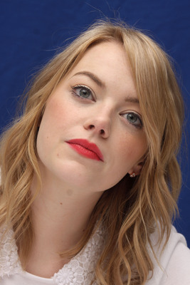 Emma Stone Poster 2225095