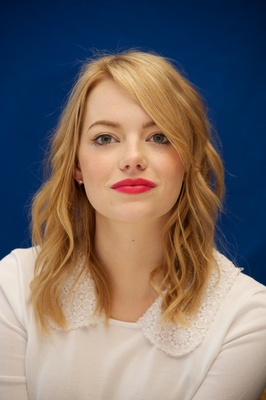 Emma Stone Poster 2225102