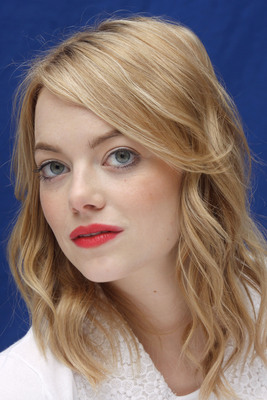Emma Stone Poster 2225103