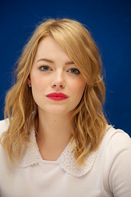 Emma Stone Poster 2242384