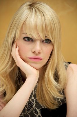 Emma Stone Poster 2338527