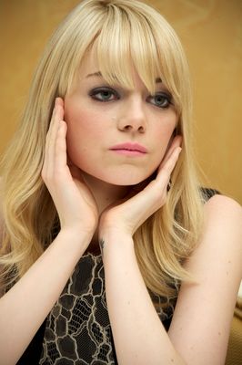 Emma Stone Poster 2338528