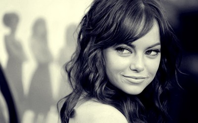 Emma Stone Poster 2368581