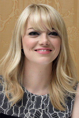 Emma Stone Poster 2377217