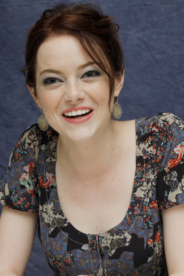 Emma Stone Poster 2441672