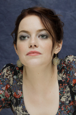 Emma Stone Poster 2441687