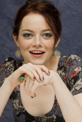 Emma Stone Poster 2441688