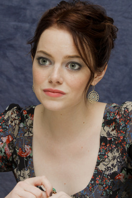 Emma Stone Poster 2441727