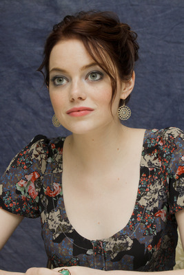 Emma Stone Poster 2441732