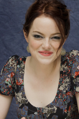 Emma Stone Poster 2441733