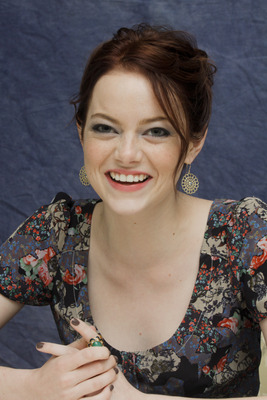 Emma Stone Poster 2441741