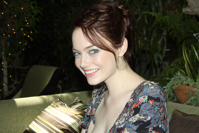 Emma Stone Poster 2441763