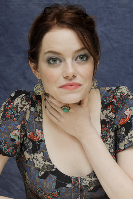 Emma Stone Poster 2441766