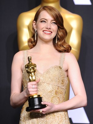 Emma Stone Poster 2747595