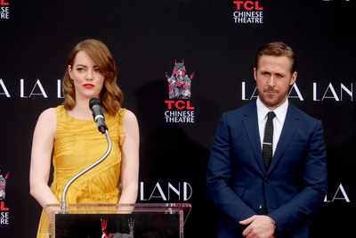 Emma Stone Poster 2747625