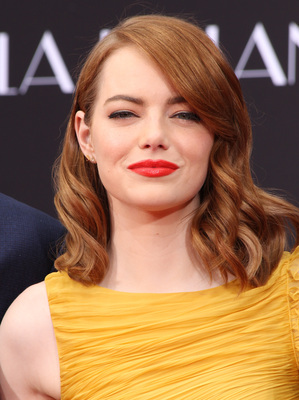 Emma Stone Poster 2747632