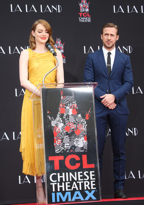 Emma Stone Poster 2747750