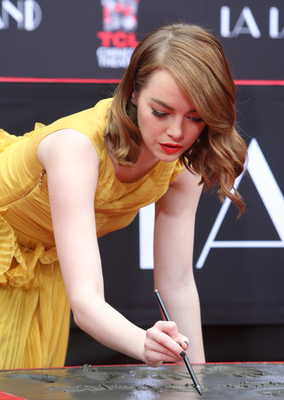 Emma Stone Poster 2747841