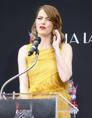 Emma Stone Poster 2748076