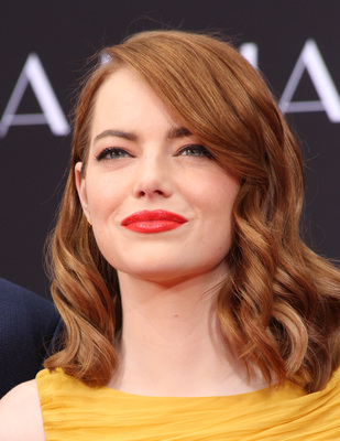 Emma Stone Poster 2748339